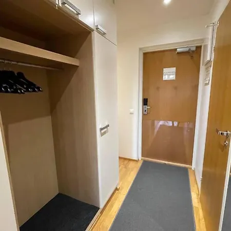 Aarni Apartament *